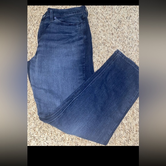 Levi's 541 Athletic Fit Straight Stretch Jeans 34 x 32 All Seasons - Picture 3 of 6